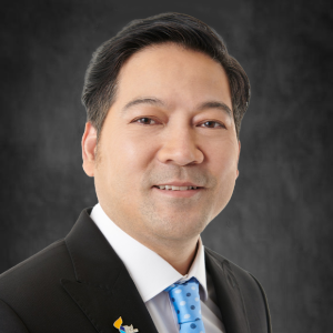 Mr. Preerasak  Boonmechote 